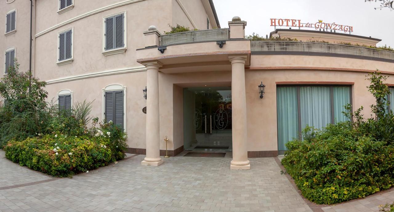 Hotel Dei Gonzaga Reggiolo Exterior photo